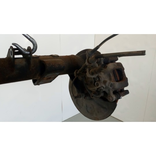 ASSALE POSTERIORE VOLKSWAGEN van Caddy 2010>2015 usato