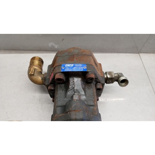 HYDRAULIC PUMP  RENAULT truck Midlum used