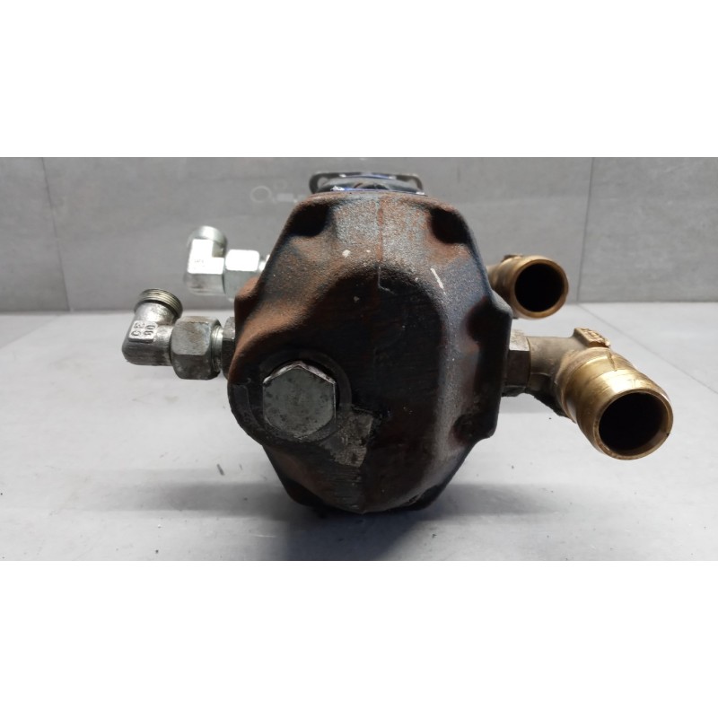 RENAULT truck HYDRAULIC PUMP  RENAULT truck Midlum used