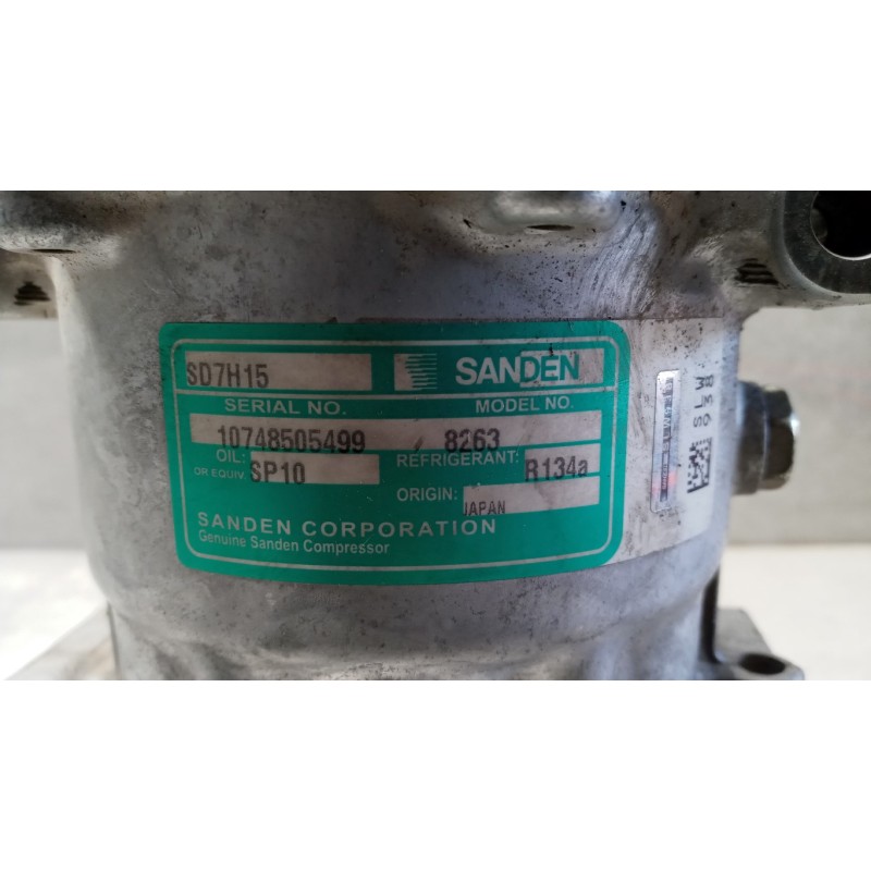 RENAULT truck AIR CONDITIONER COMPRESSOR RENAULT truck Midlum used