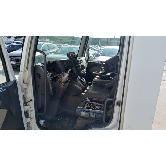 CABINA RENAULT truck Midlum usato