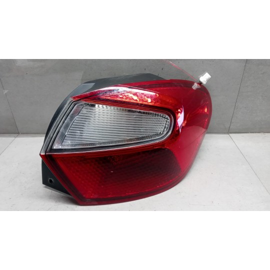 FARO POSTERIORE ESTERNO DESTRO HYUNDAI i10 2020> usato