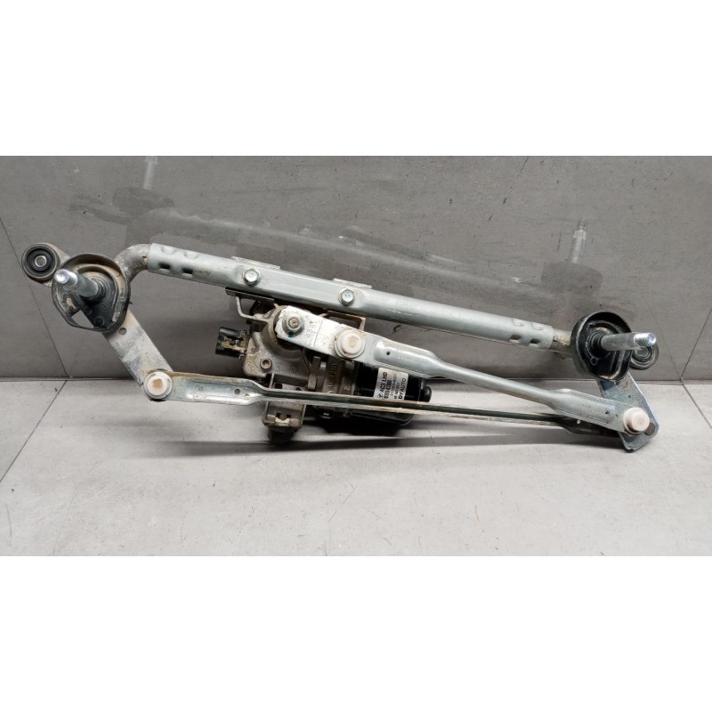 HYUNDAI windshield wiper motor HYUNDAI i10 2020> used