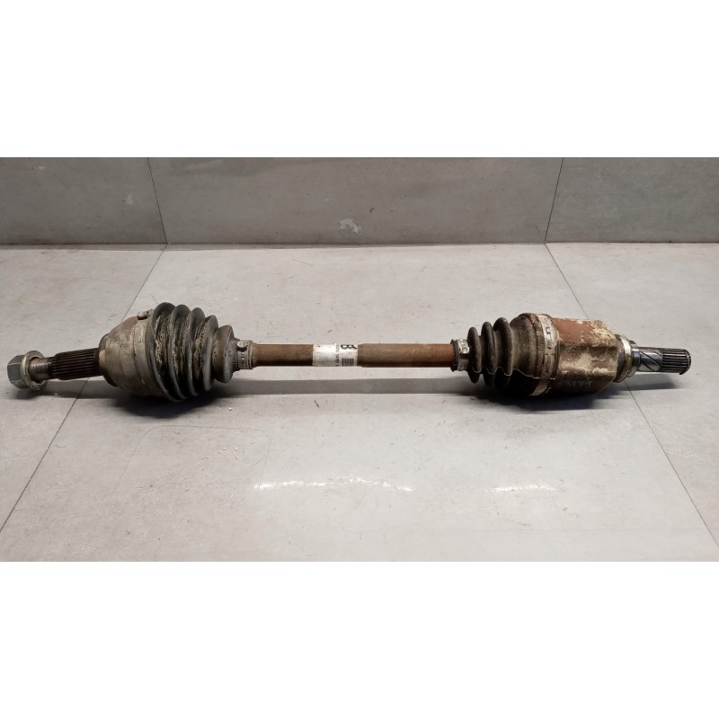 NISSAN SEMIASSE ANTERIORE SINISTRO NISSAN Juke 2014>2019 usato