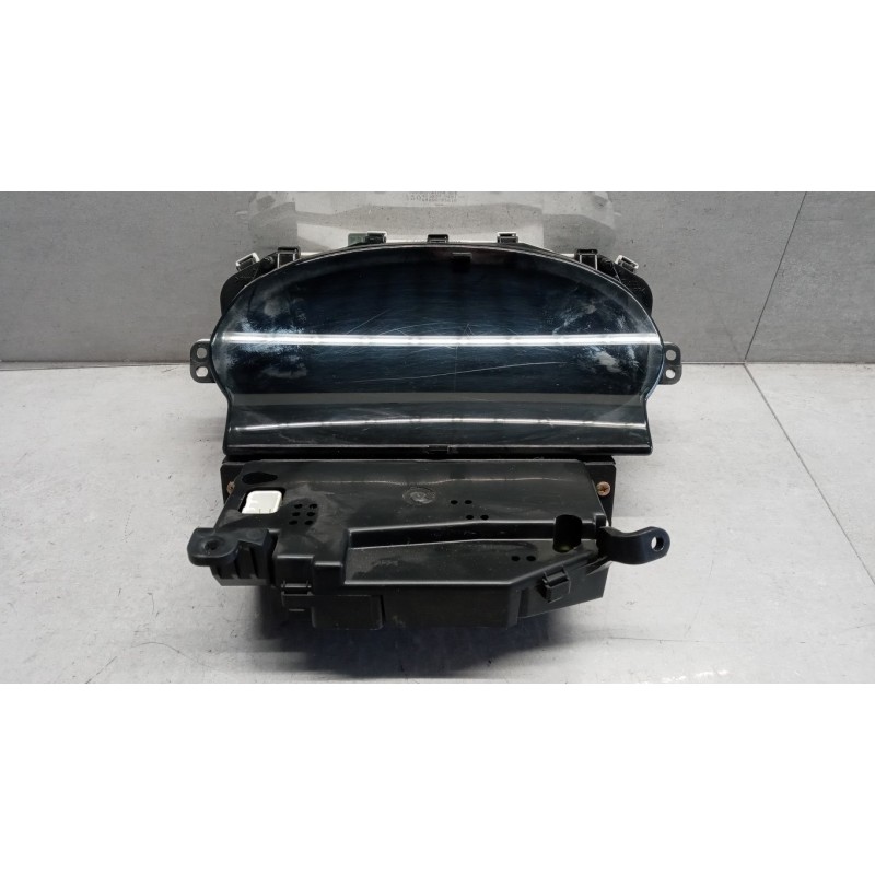 TOYOTA QUADRO STRUMENTI TOYOTA Yaris 1999>2003 usato