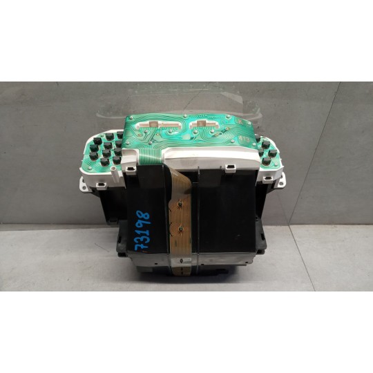 QUADRO STRUMENTI TOYOTA Yaris 1999>2003 usato