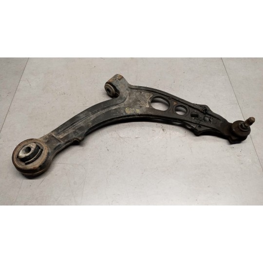 BRACCIO OSCILLANTE ANTERIORE INFERIORE DESTRO FIAT Punto 2003>2010 usato