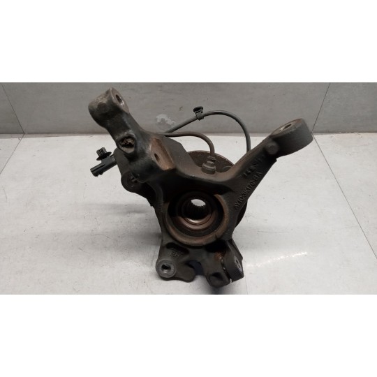 MONTANTE COMPLETO DESTRO FORD Fiesta 2013>2017 usato