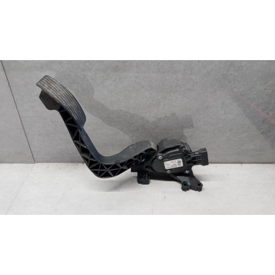 ELETRONIC THROTTLE PEDAL  FIAT Doblo' 2015> used