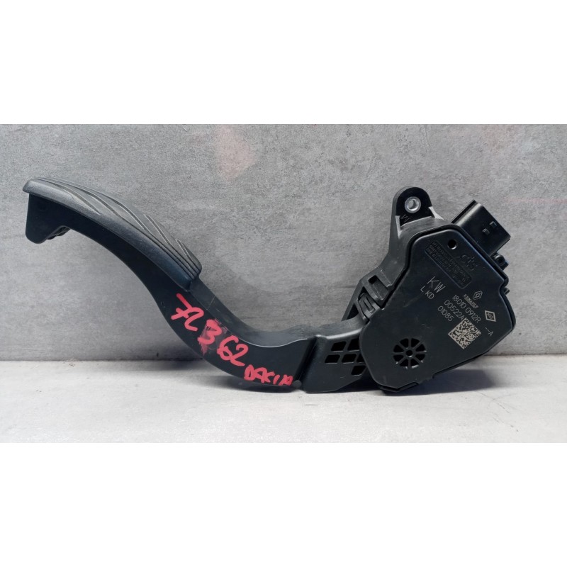 DACIA ELETRONIC THROTTLE PEDAL  DACIA Sandero 2020> used