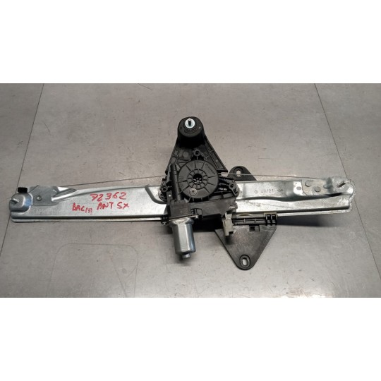 ALZA VETRI ANTERIORI SINISTRO DACIA Sandero 2020> usato