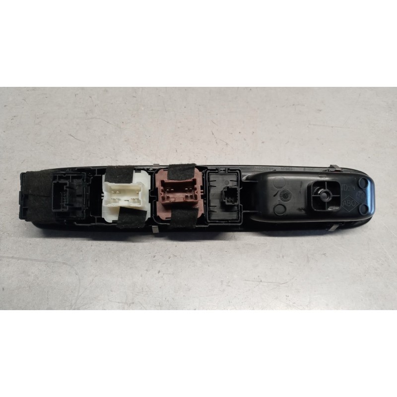 DACIA INTERRUTTORI E PULSANTI ALZAVETRI DACIA Sandero 2020> usato