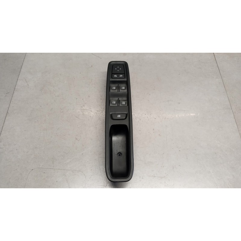 DACIA INTERRUTTORI E PULSANTI ALZAVETRI DACIA Sandero 2020> usato