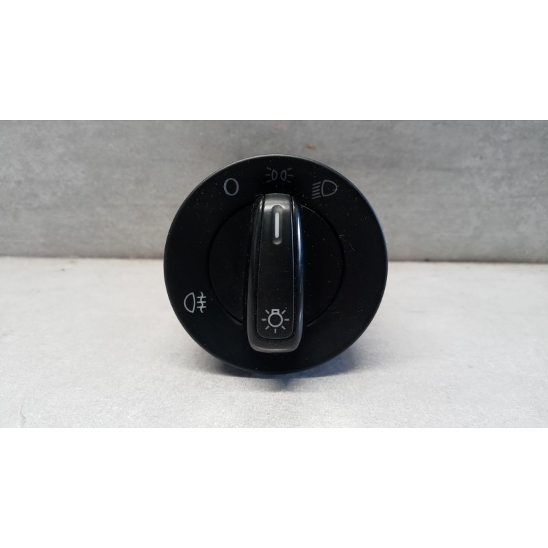 VOLKSWAGEN BLOCK LOGHTS  VOLKSWAGEN Polo 2009>2014 used