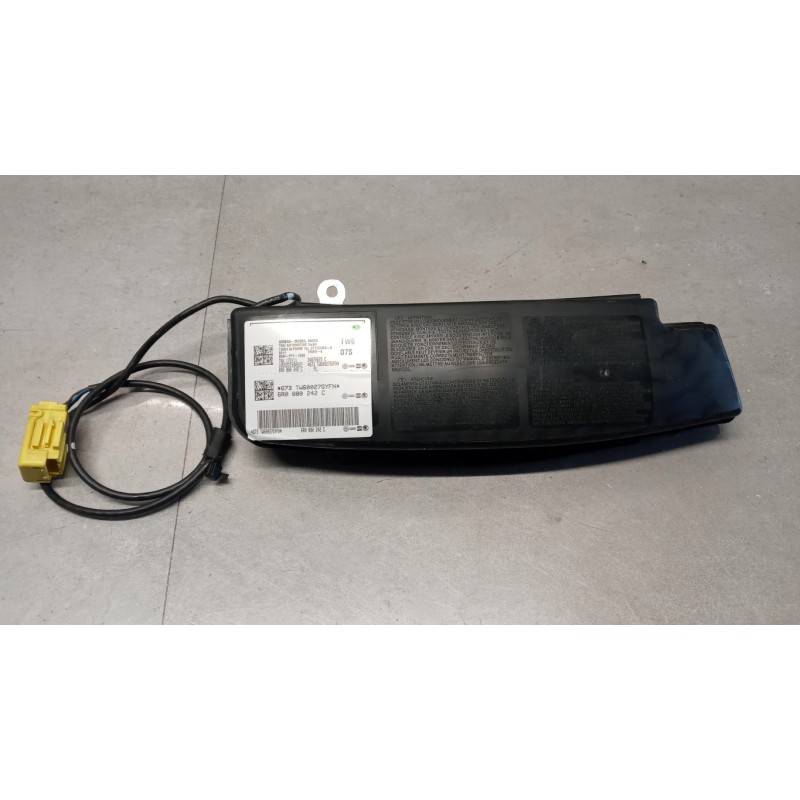 VOLKSWAGEN CURTAIN AIRBAG RIGHT  VOLKSWAGEN Polo 2009>2014 used