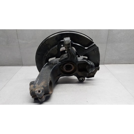 MONTANTE COMPLETO DESTRO VOLVO V60 2013>2018 usato