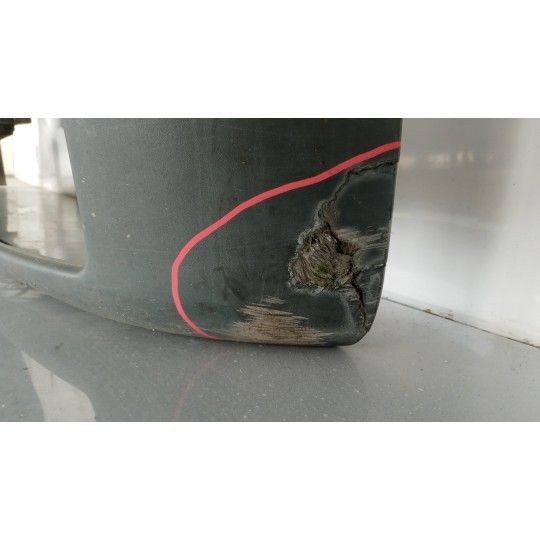 PARAURTI ANTERIORE RENAULT truck Midlum usato