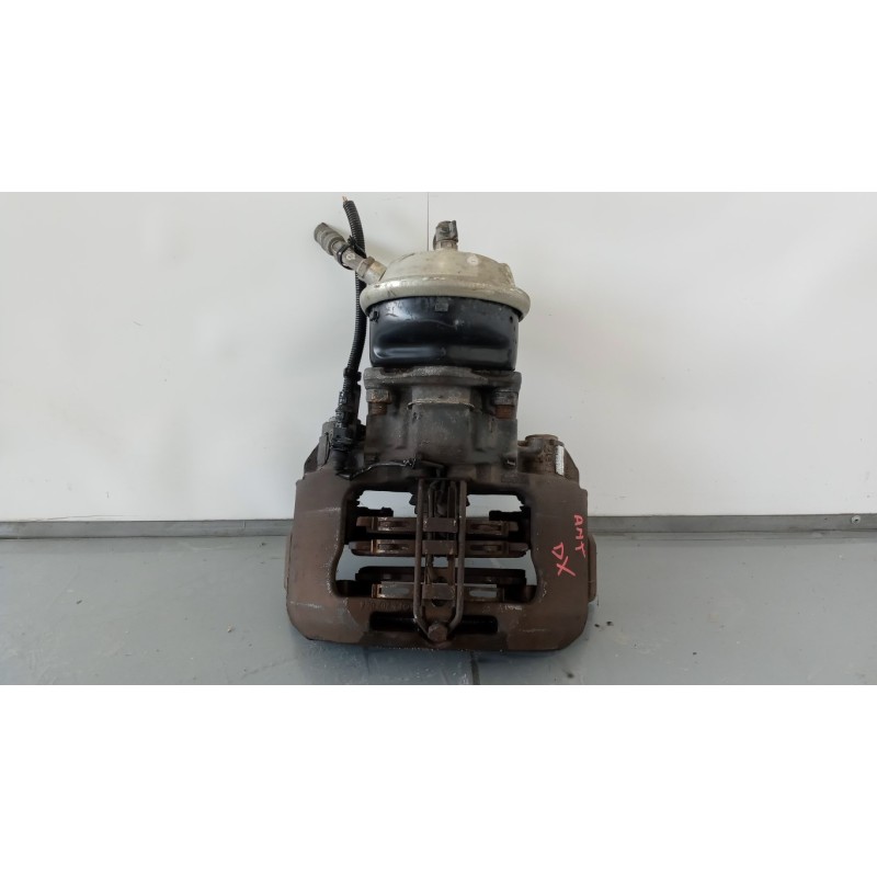 RENAULT truck RIGHT FRONT CALIPER BRAKE  RENAULT truck Midlum used