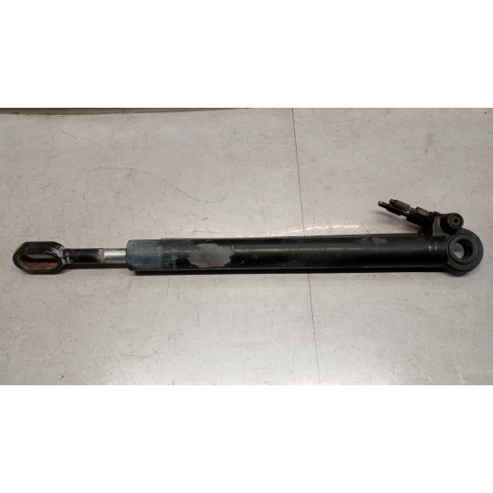 PISTONE ALZA CABINA RENAULT truck Midlum usato