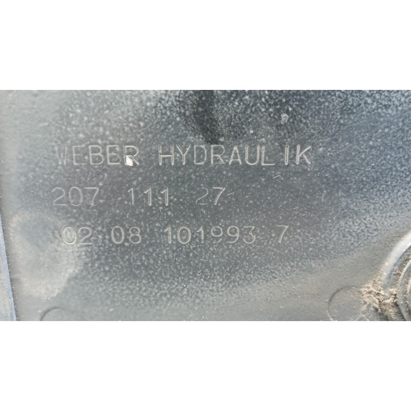 RENAULT truck CAB LIFT PUMP  RENAULT truck Midlum used