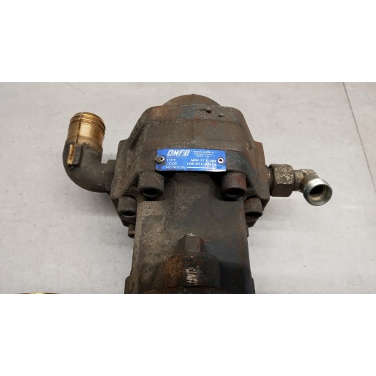 HYDRAULIC PUMP  RENAULT truck Midlum used