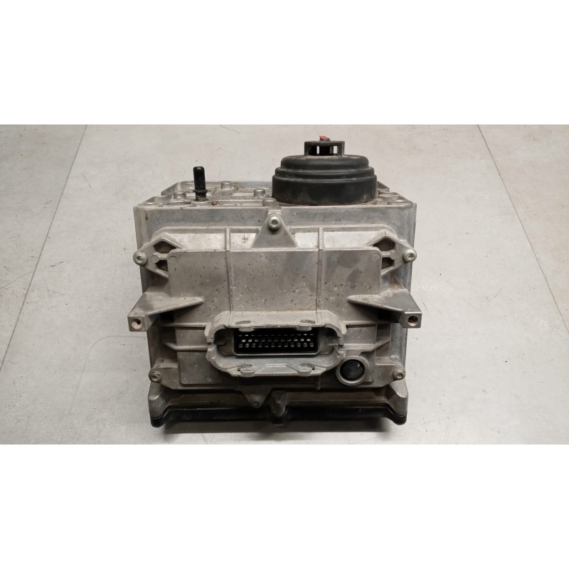 RENAULT truck POMPA ADBLUE RENAULT truck Midlum usato