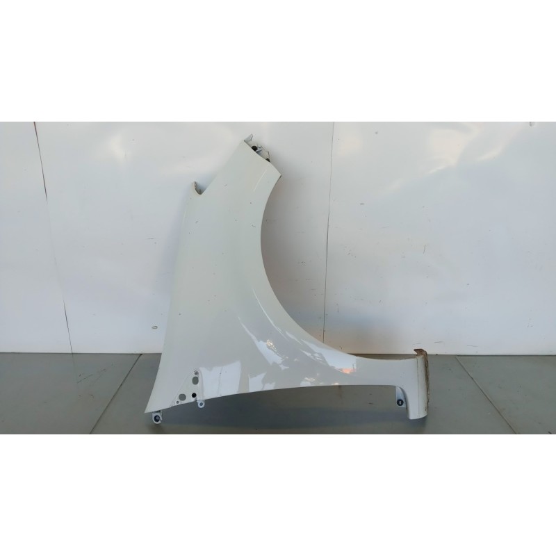 RENAULT RIGHT FRONT MUDGUARD  RENAULT Clio 2009>2012 used