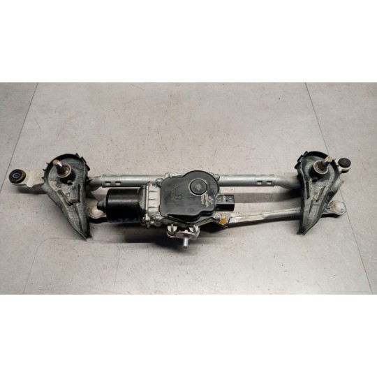 windshield wiper motor MAZDA CX-3 2018> used