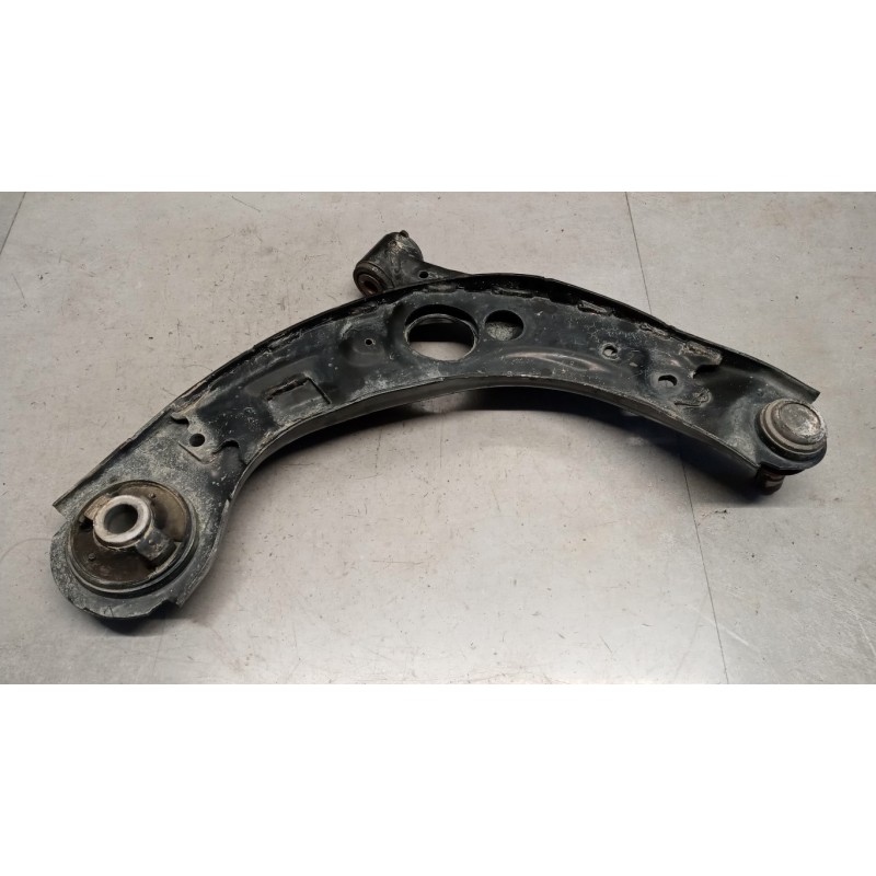 MAZDA CONTROL ARM FRONT LOWER LEFT  MAZDA CX-3 2018> used