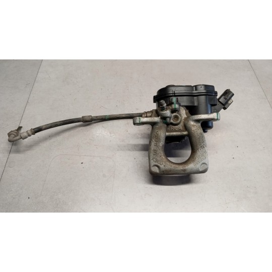 PINZA POSTERIORE DESTRA MAZDA CX-3 2018> usato