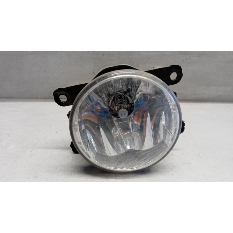 DACIA RIGHT FOG LIGHT LAMP DACIA Lodgy 2012> used