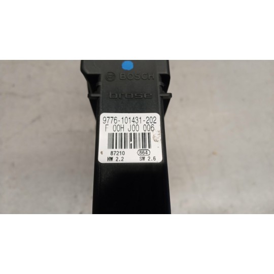 FRONT LEFT POWERED WINDOWS  VOLKSWAGEN New Beetle 1997>2005 used