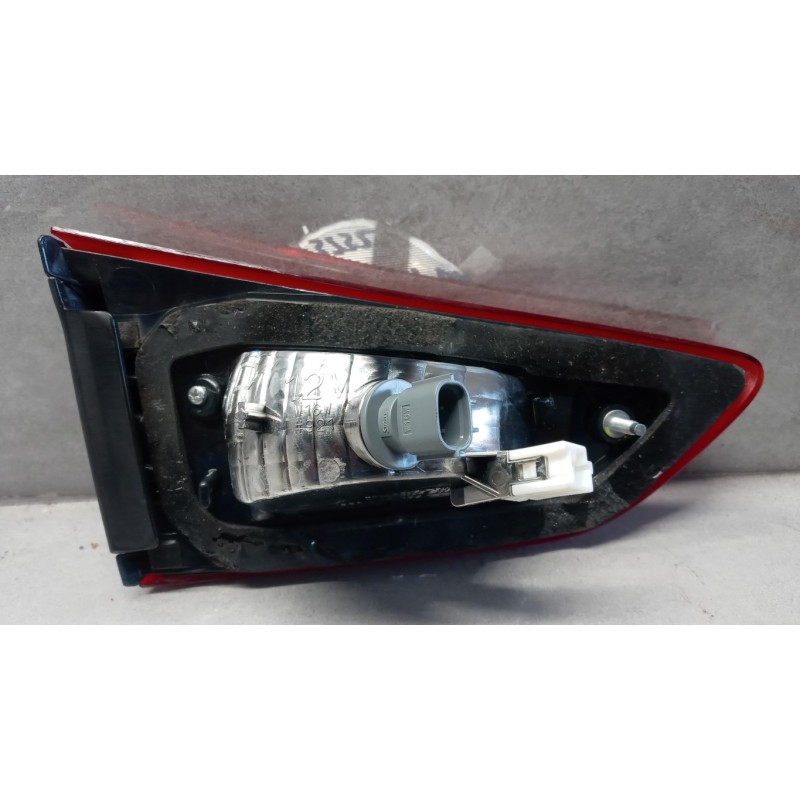 MAZDA RIGHT REAR LIGHT ON BACK  MAZDA CX-3 2018> used