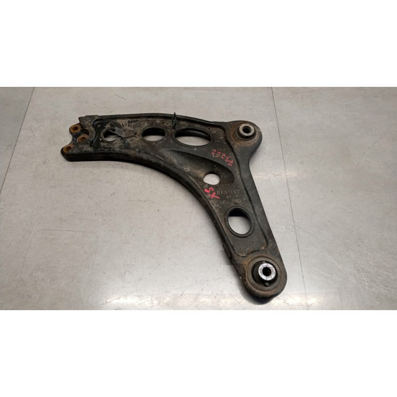 RENAULT van CONTROL ARM FRONT LOWER LEFT  RENAULT van Trafic 2010>2014 used