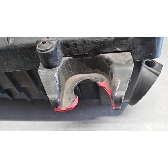 SCATOLA FILTRO RENAULT van Trafic 2010>2014 usato