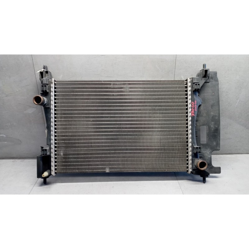 FIAT RADIATORE ACQUA FIAT F.Grande Punto 2005>2012 usato