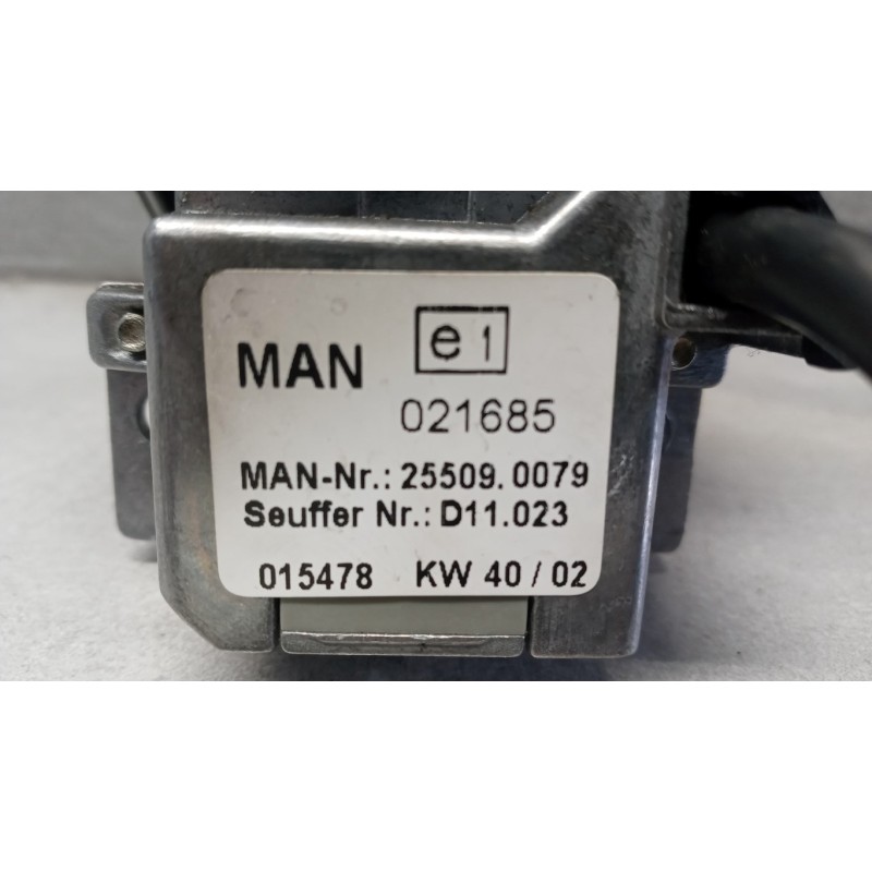 MAN VARIOUS SWITCHES AND BUTTONS C  MAN TG-A 2000>2007 used