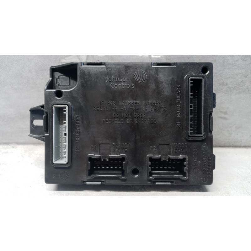 RENAULT VARIOUS CONTROL UNITS D  RENAULT Captur 2013>2017 used