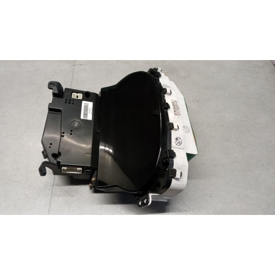 QUADRO STRUMENTI TOYOTA Yaris 1999>2003 usato