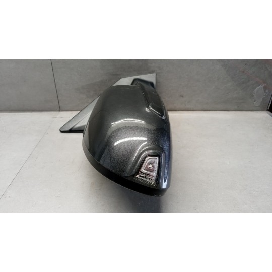 RIGHT ELETRIC REAR-VIEW MIRROR  HYUNDAI Kona 2017> used
