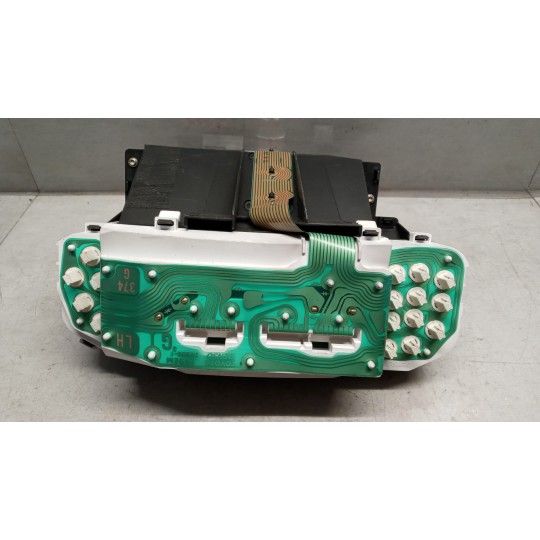 QUADRO STRUMENTI TOYOTA Yaris 1999>2003 usato