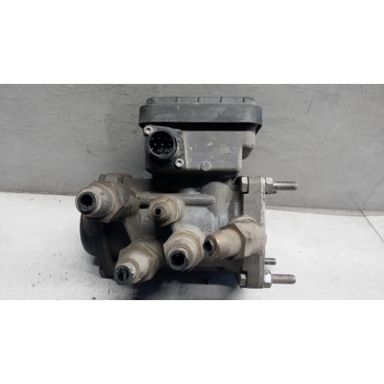 VARIOUS BRAKE 2 SCANIA Serie R 2014> used