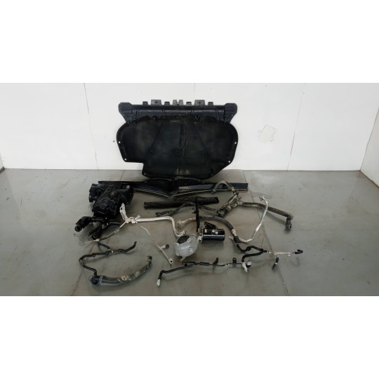 KIT ANTERIORE VOLKSWAGEN Golf 7.2 2017>2019 usato