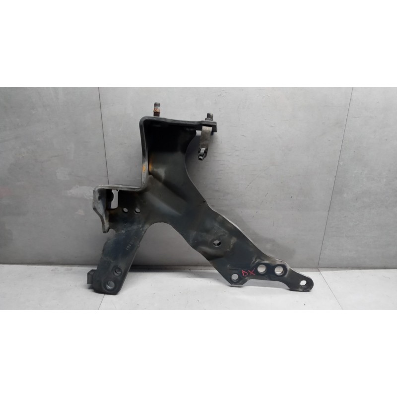 SCANIA SUPPORTO PARAURTO SCANIA Serie R 2014> usato