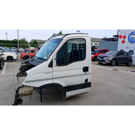 CABINA IVECO Daily 2006>2009 usato
