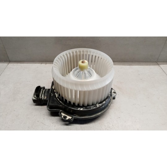 MOTORINO VENTILAZIONE INTERNA HONDA HR-V 2015>2018 usato