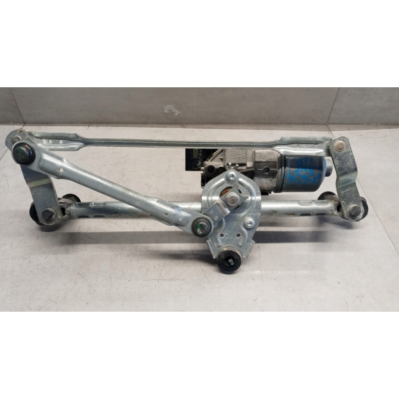 VOLKSWAGEN windshield wiper motor VOLKSWAGEN Up 2016> used