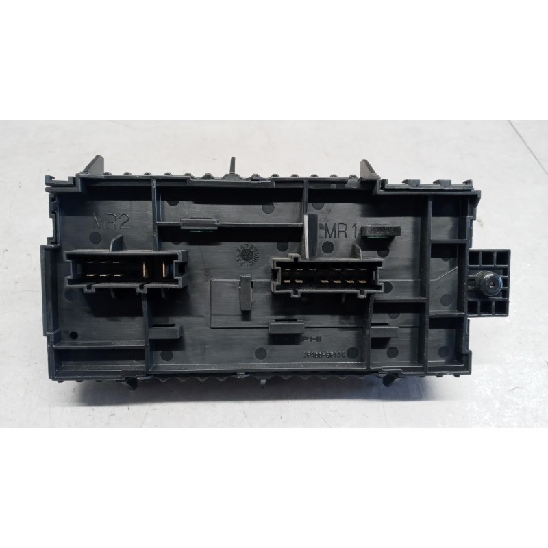MERCEDES-BENZ FUSE BOX MERCEDES-BENZ Classe A (W176) 2012>2014 used
