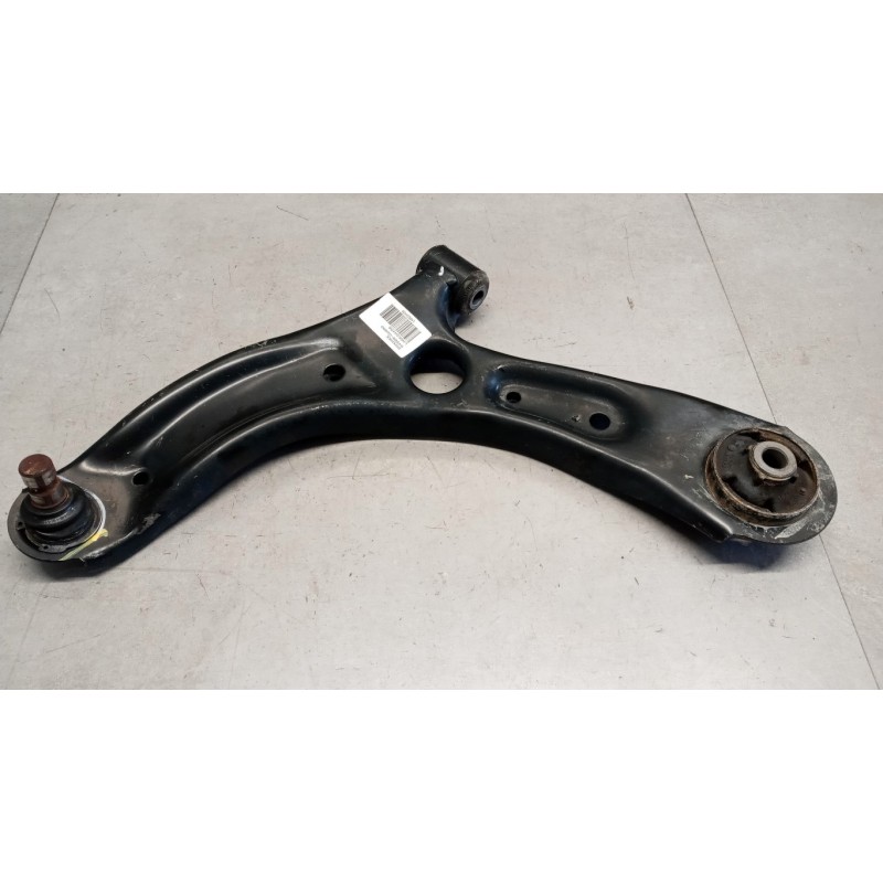 KIA CONTROL ARM FRONT LOWER LEFT  KIA Picanto 2017> used