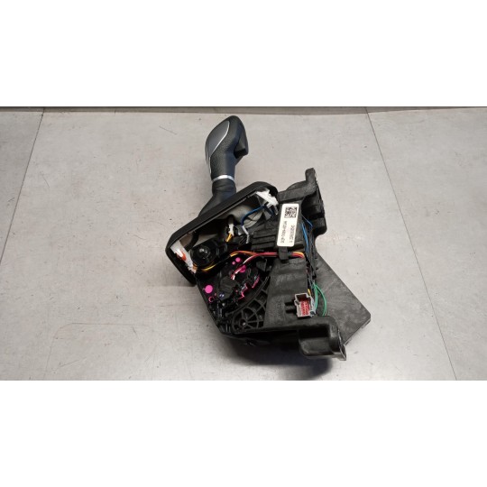 LEVER FORD van Transit 2019> used